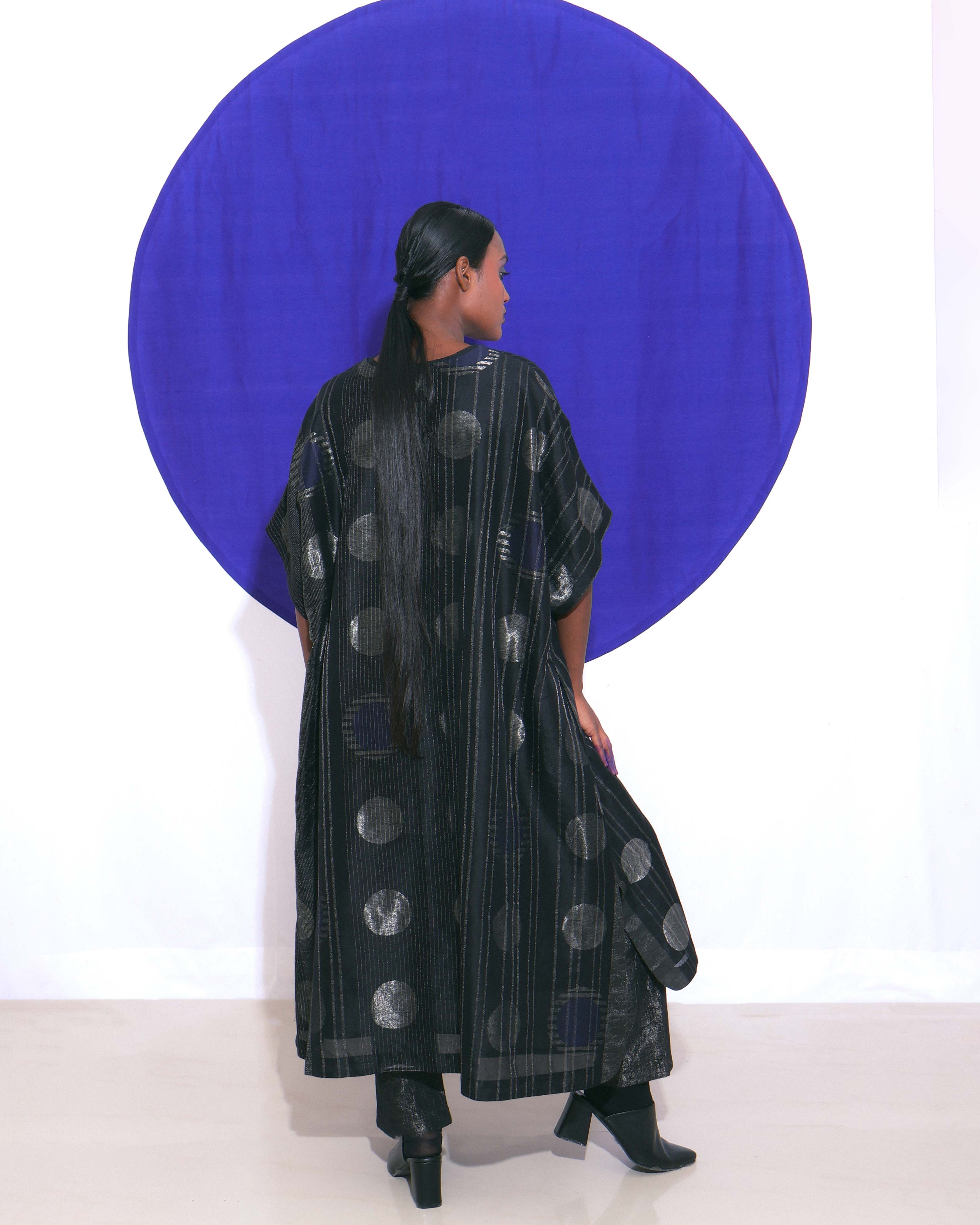 Shoonyata Multiple Circle V Neck Kaftan
