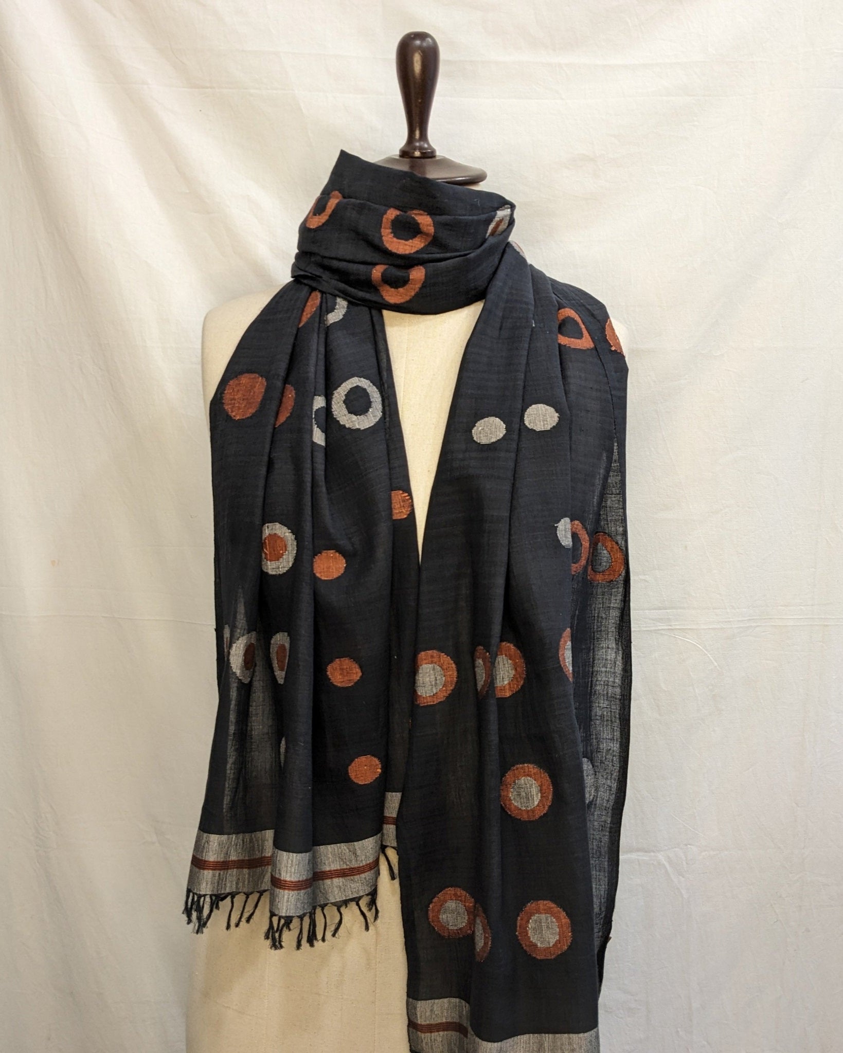 Multiple Circle Stole