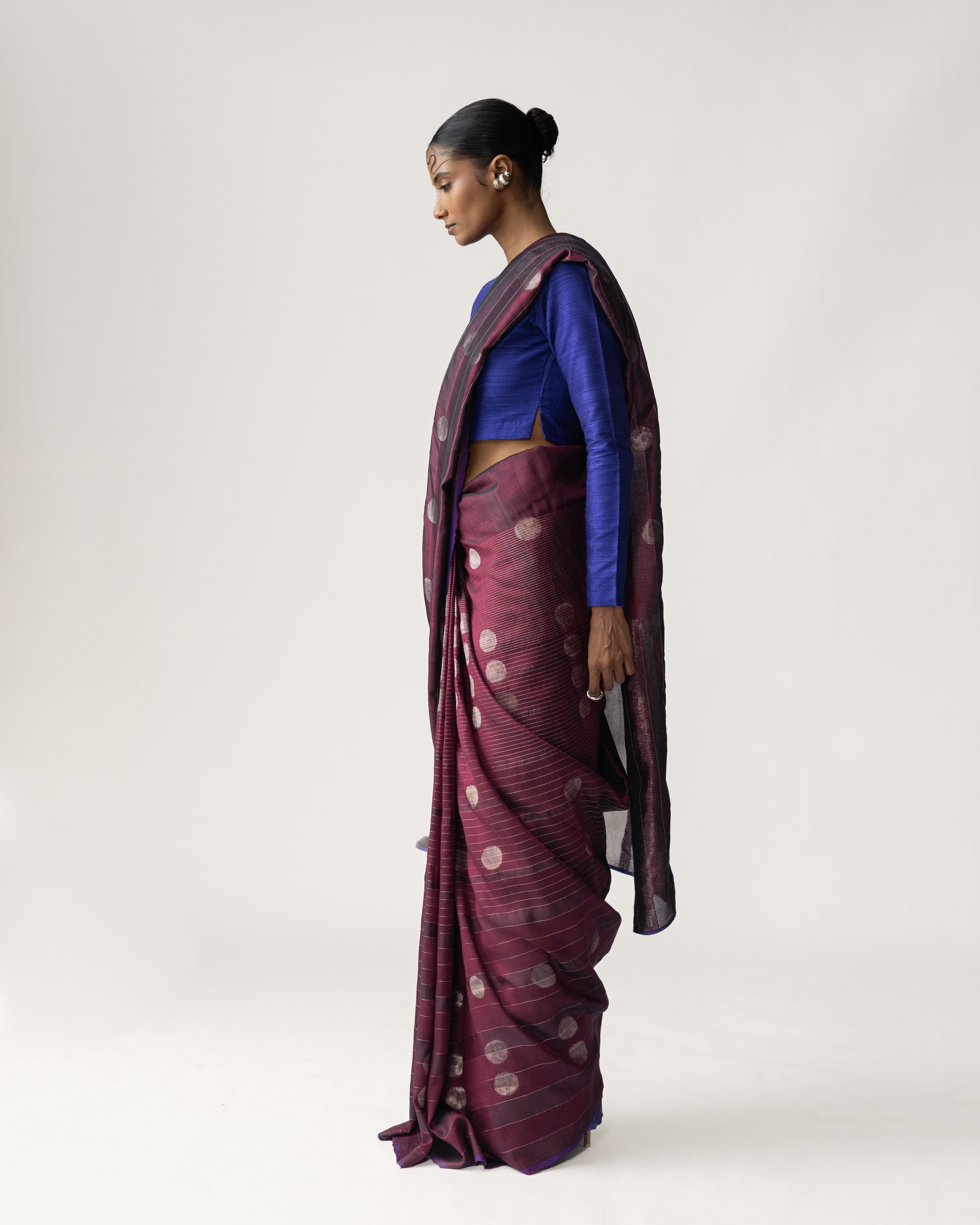 Shoonyata Bindu Rekha Saree