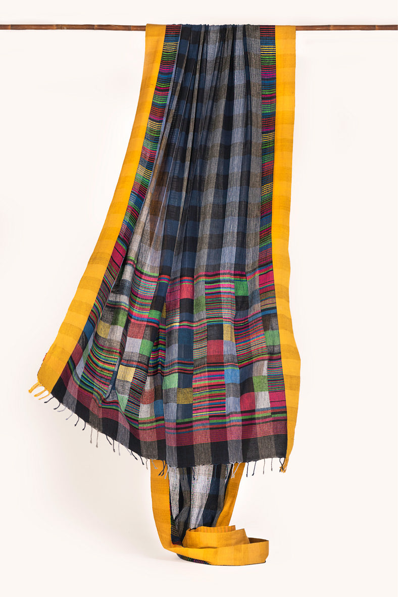 DB 16 Saree