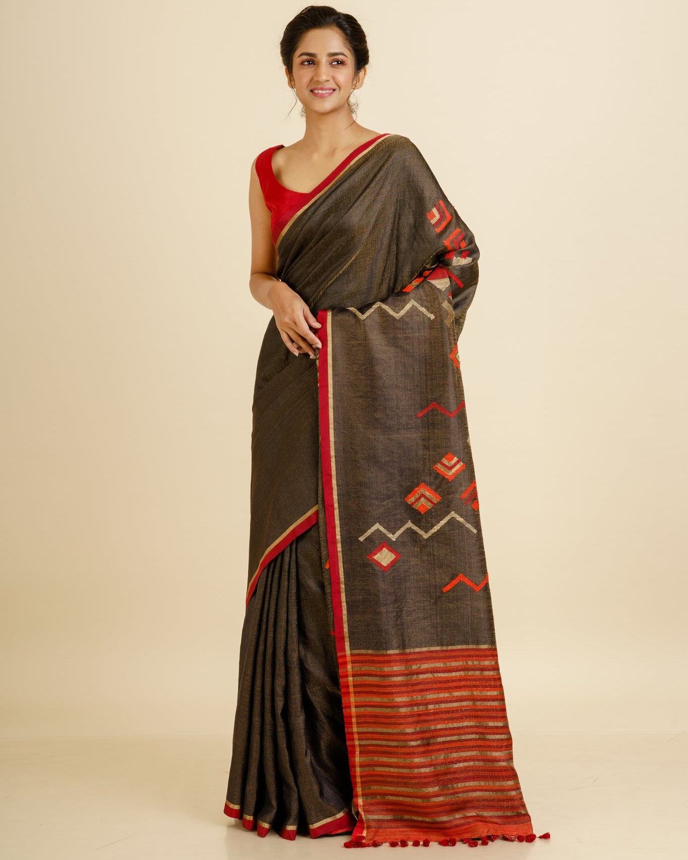 Shoowa 3 Saree