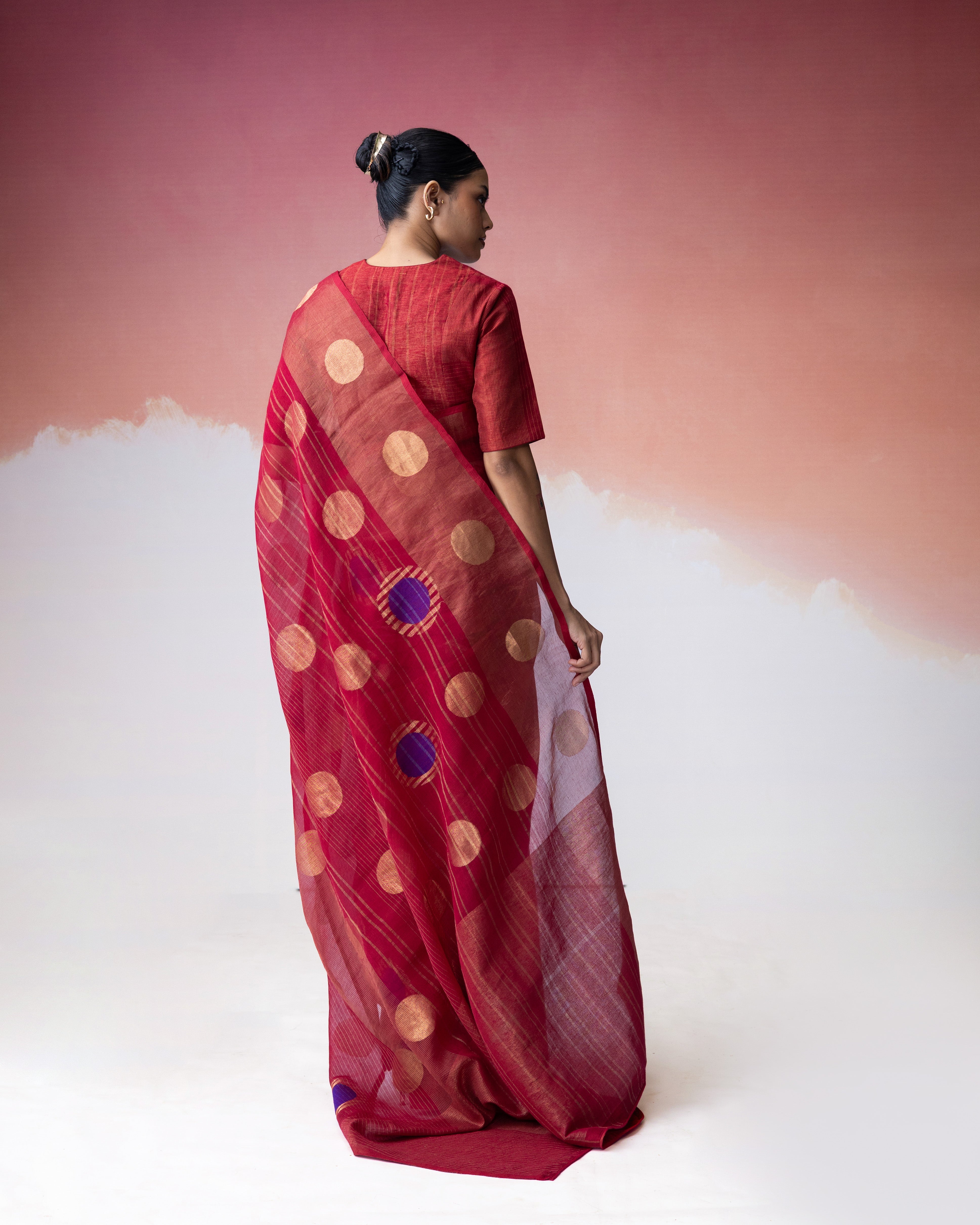 Ananya Bindu Saree