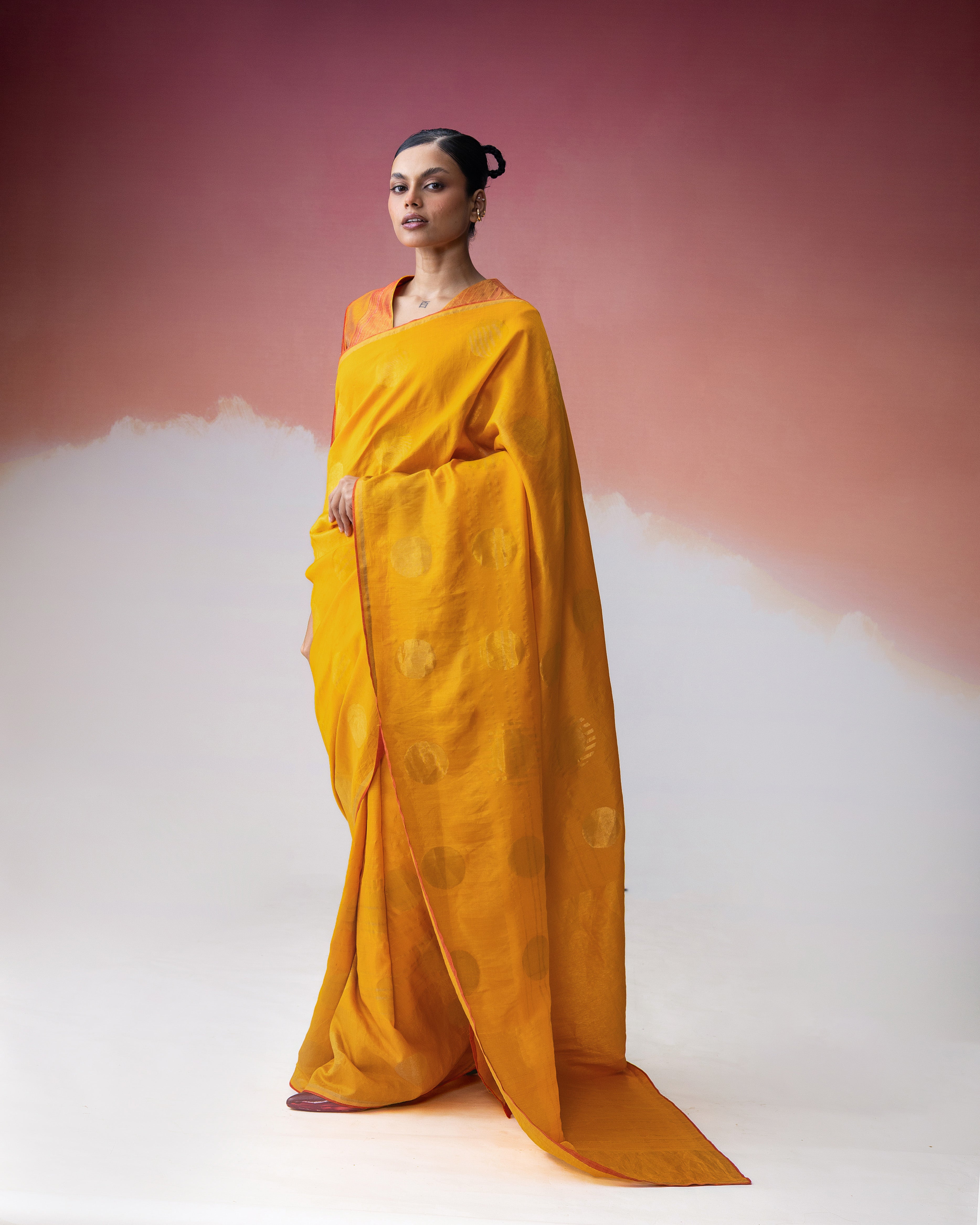 Ananya Bindu Saree