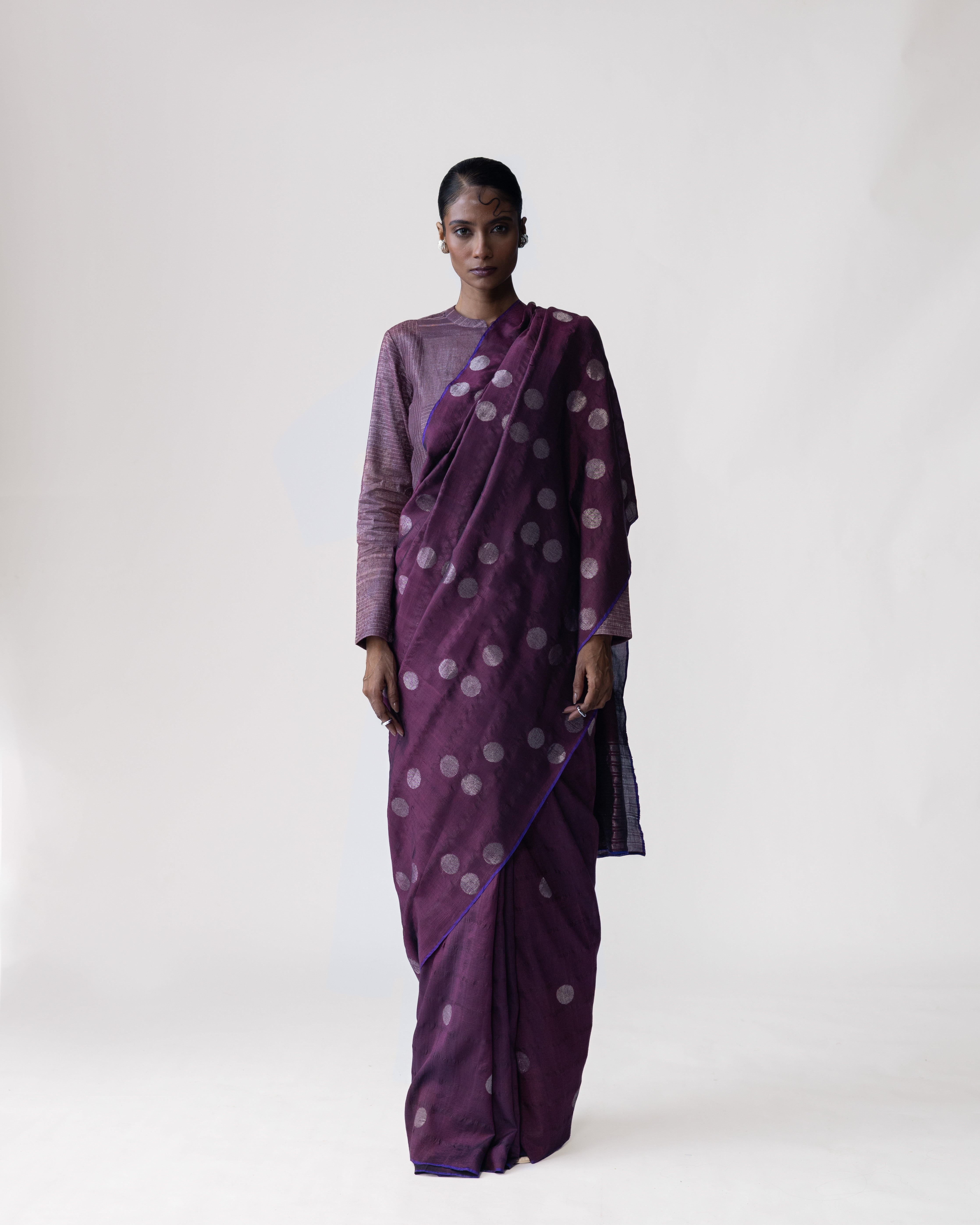 Shoonyata Gol Bindu Saree