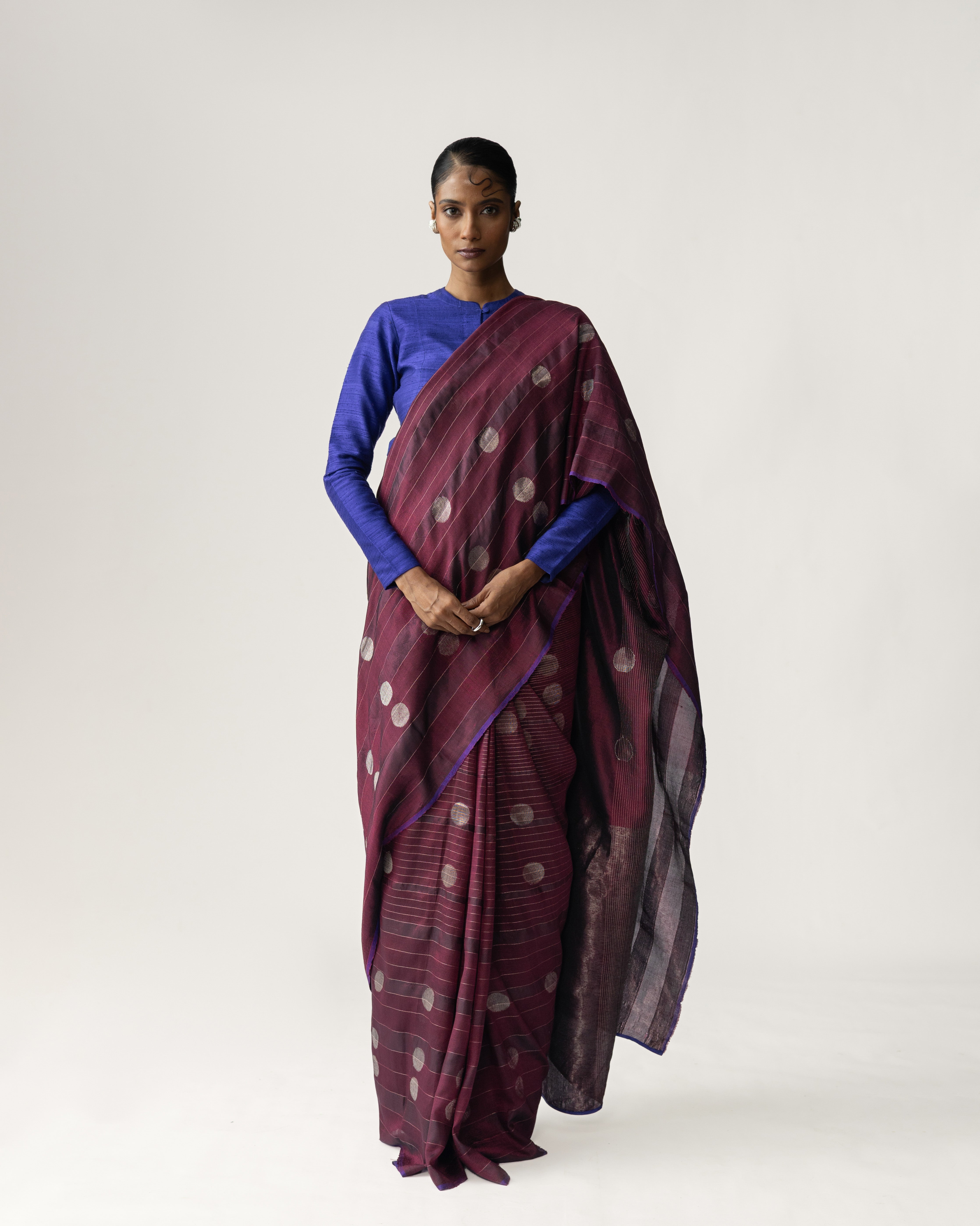 Shoonyata Bindu Rekha Saree