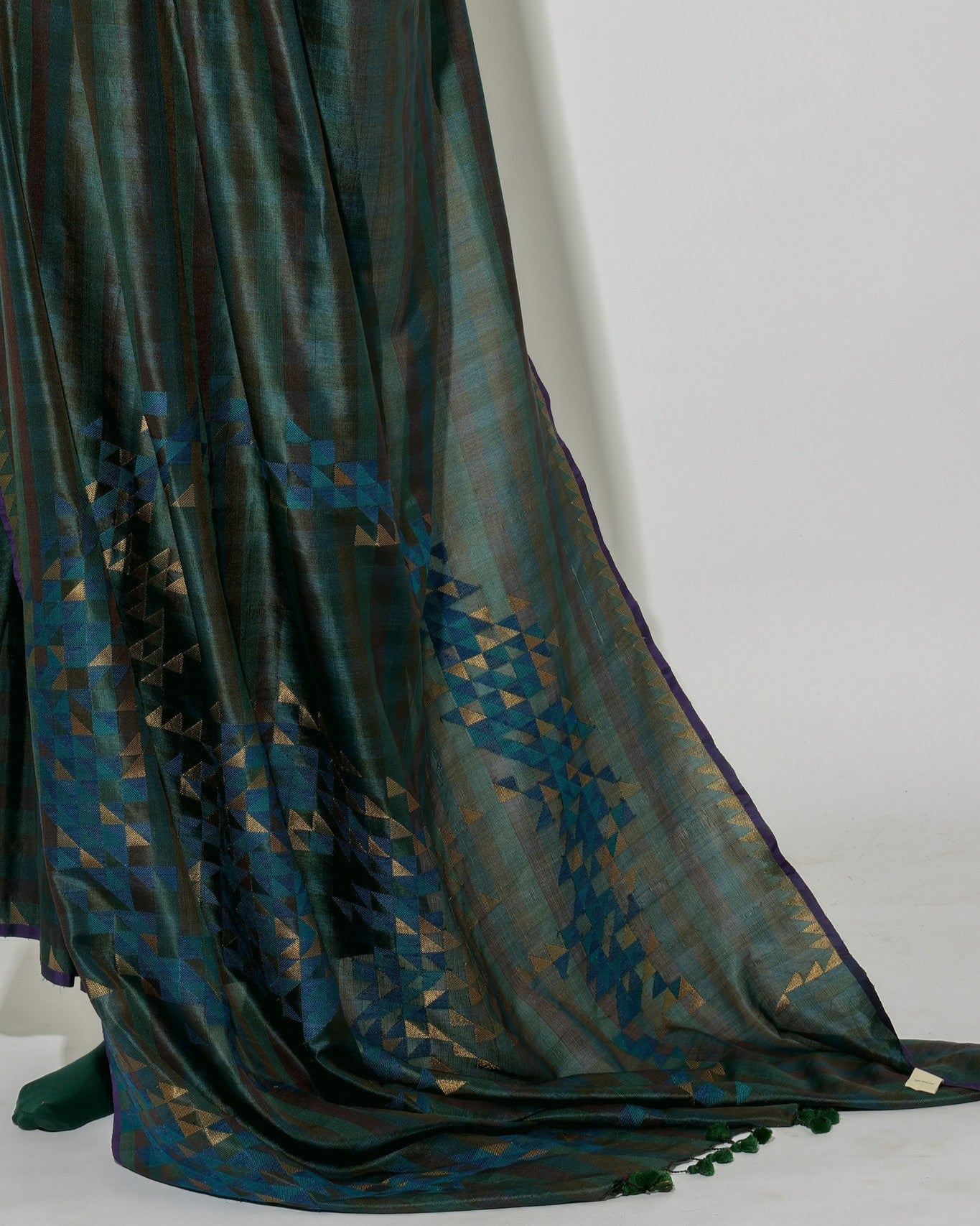 Stardust Whirlpool Saree