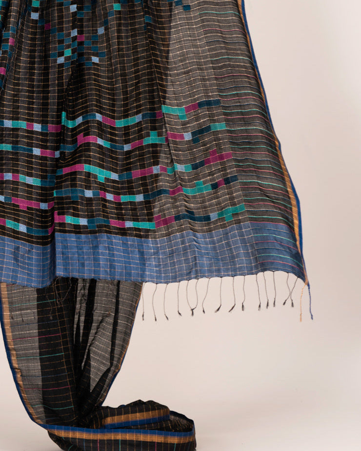 Swastik Saree