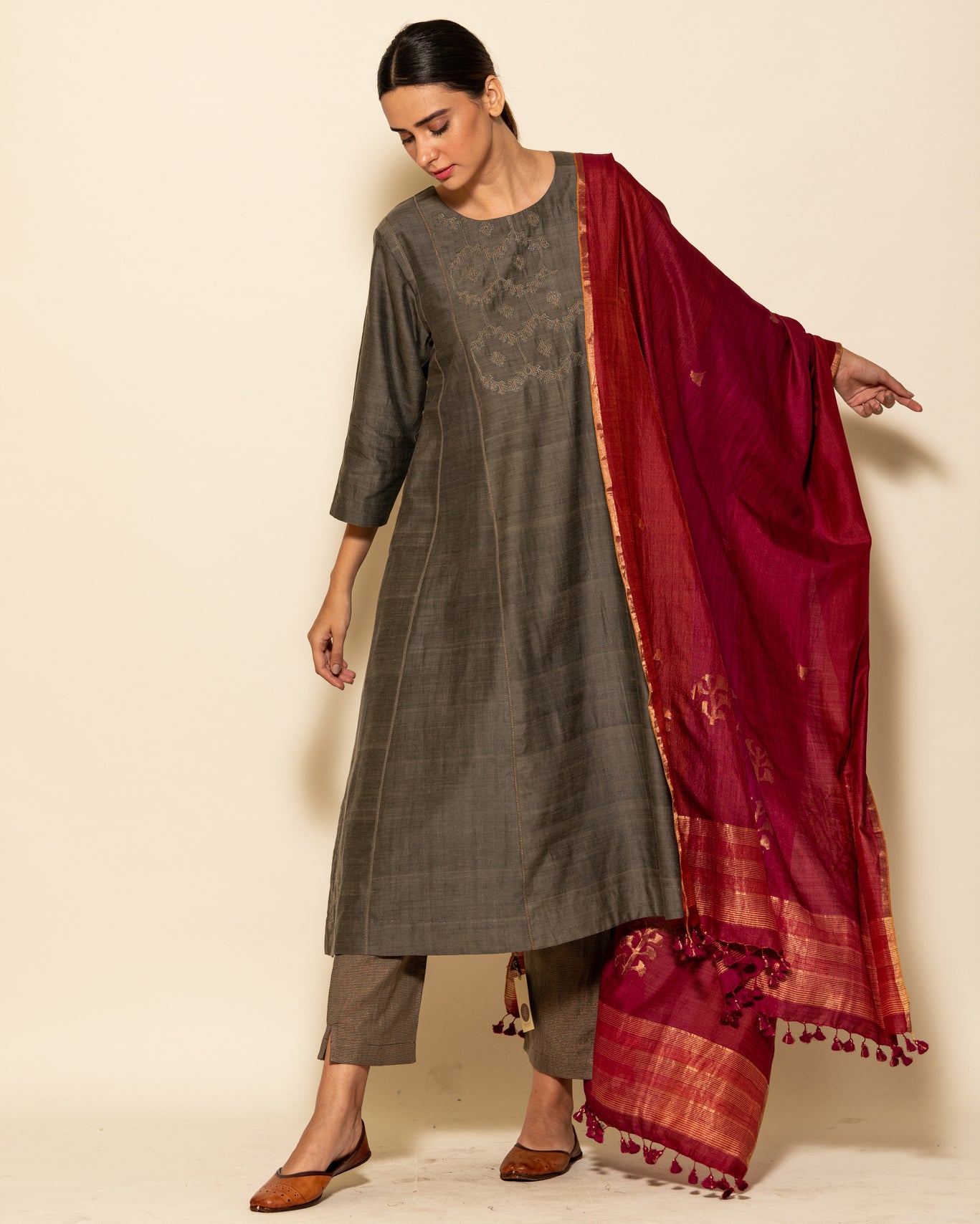 Sanadhi Kurta
