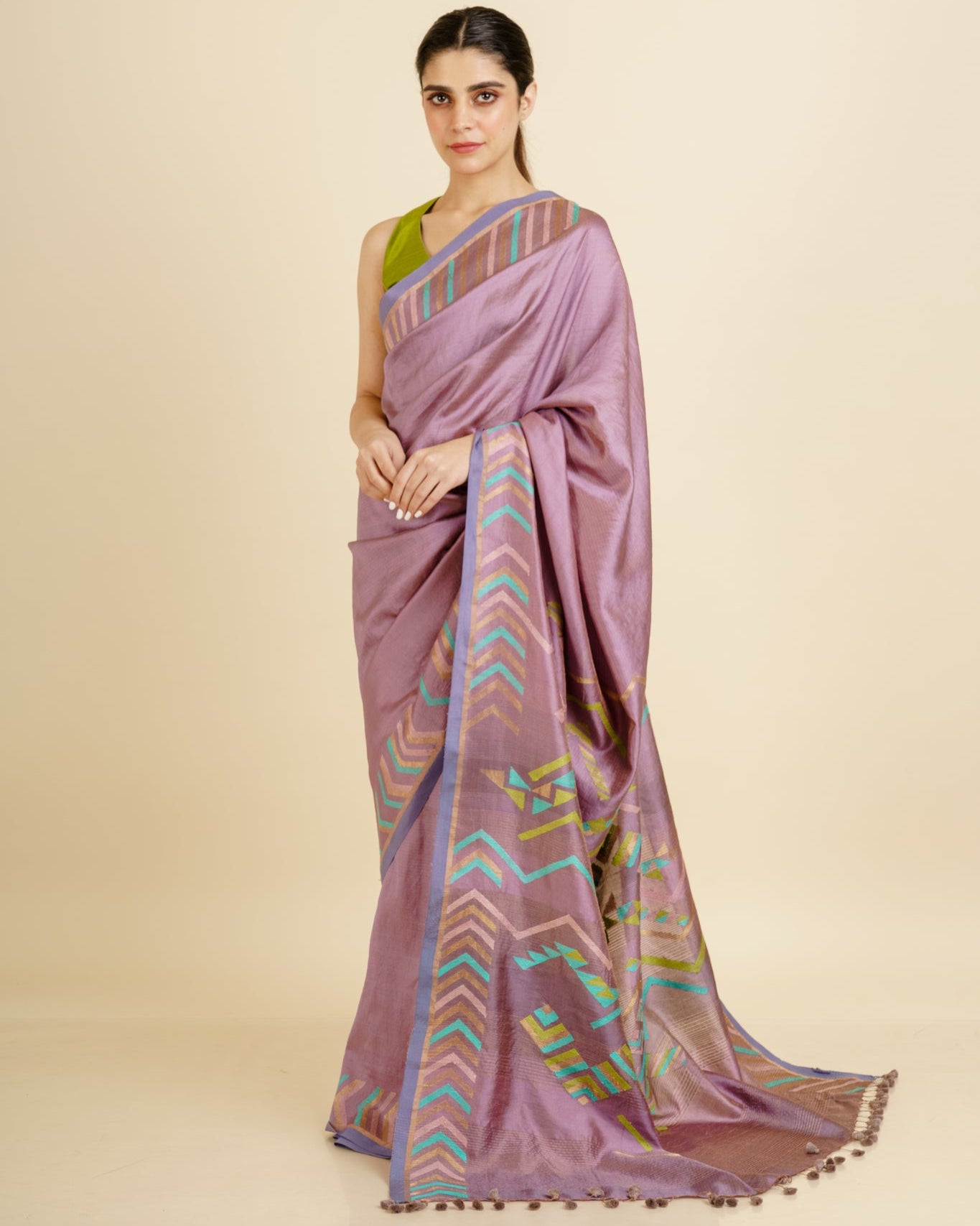 Shoowa 4 Saree