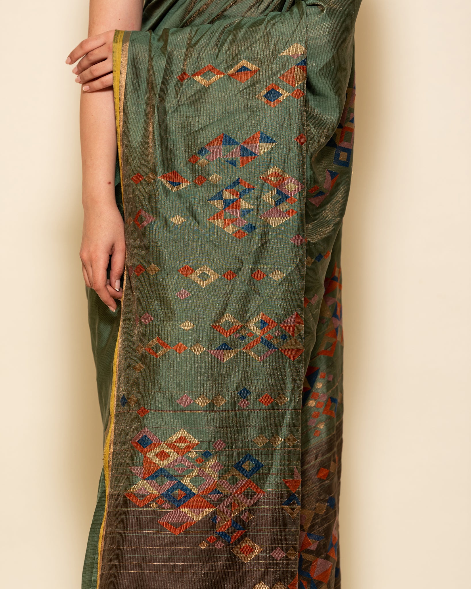 Shoowa 6 Saree