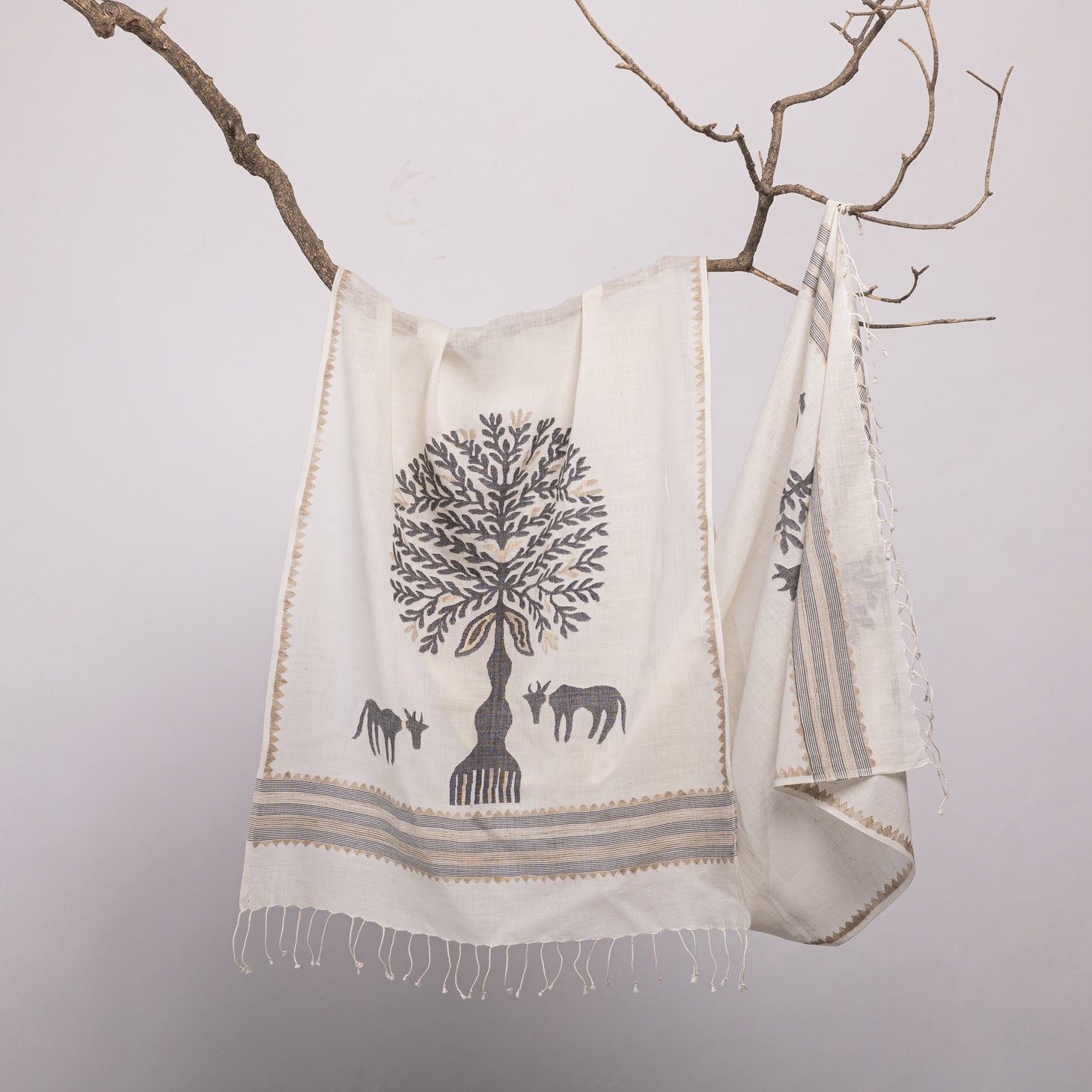 Aranya-5 stole