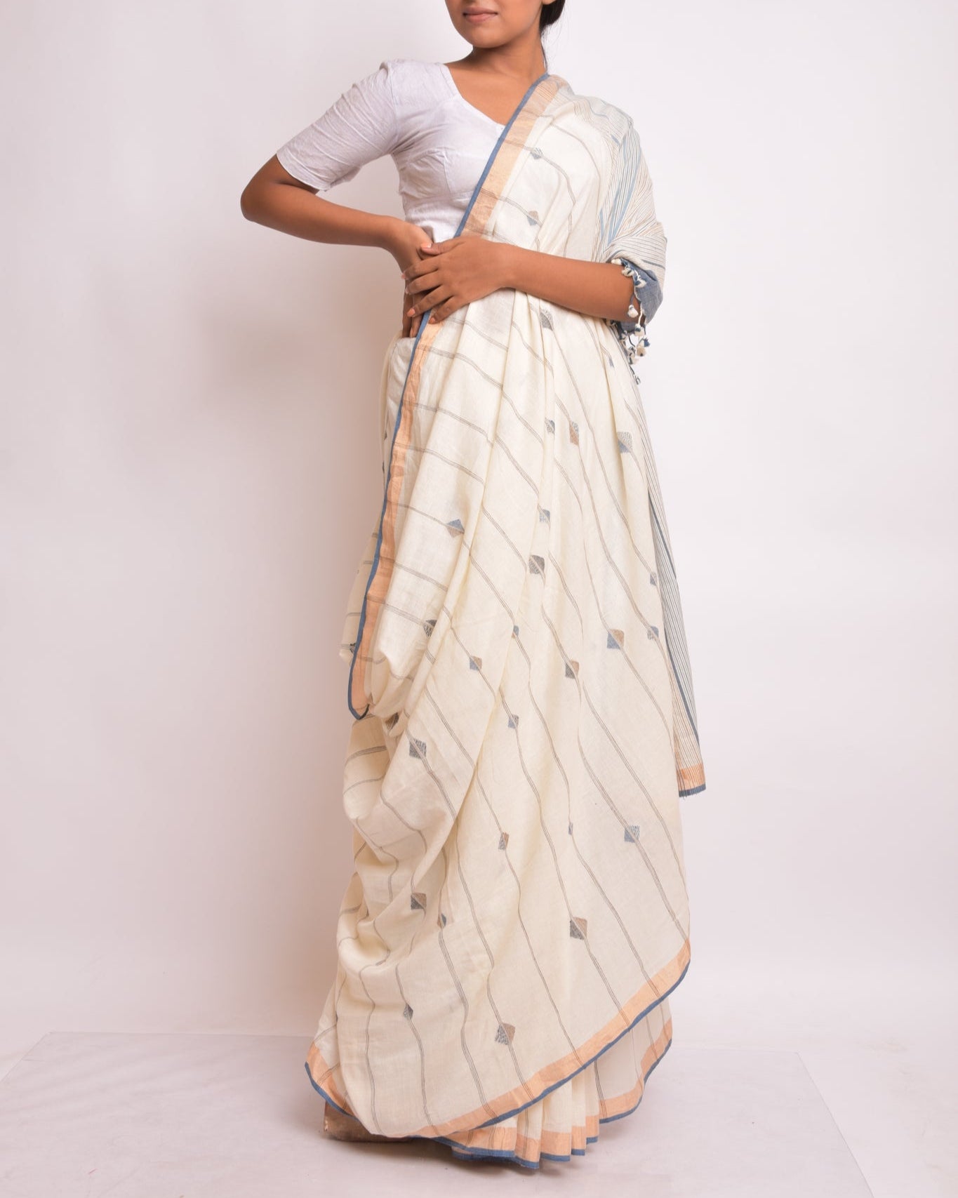 Random Diamond Saree