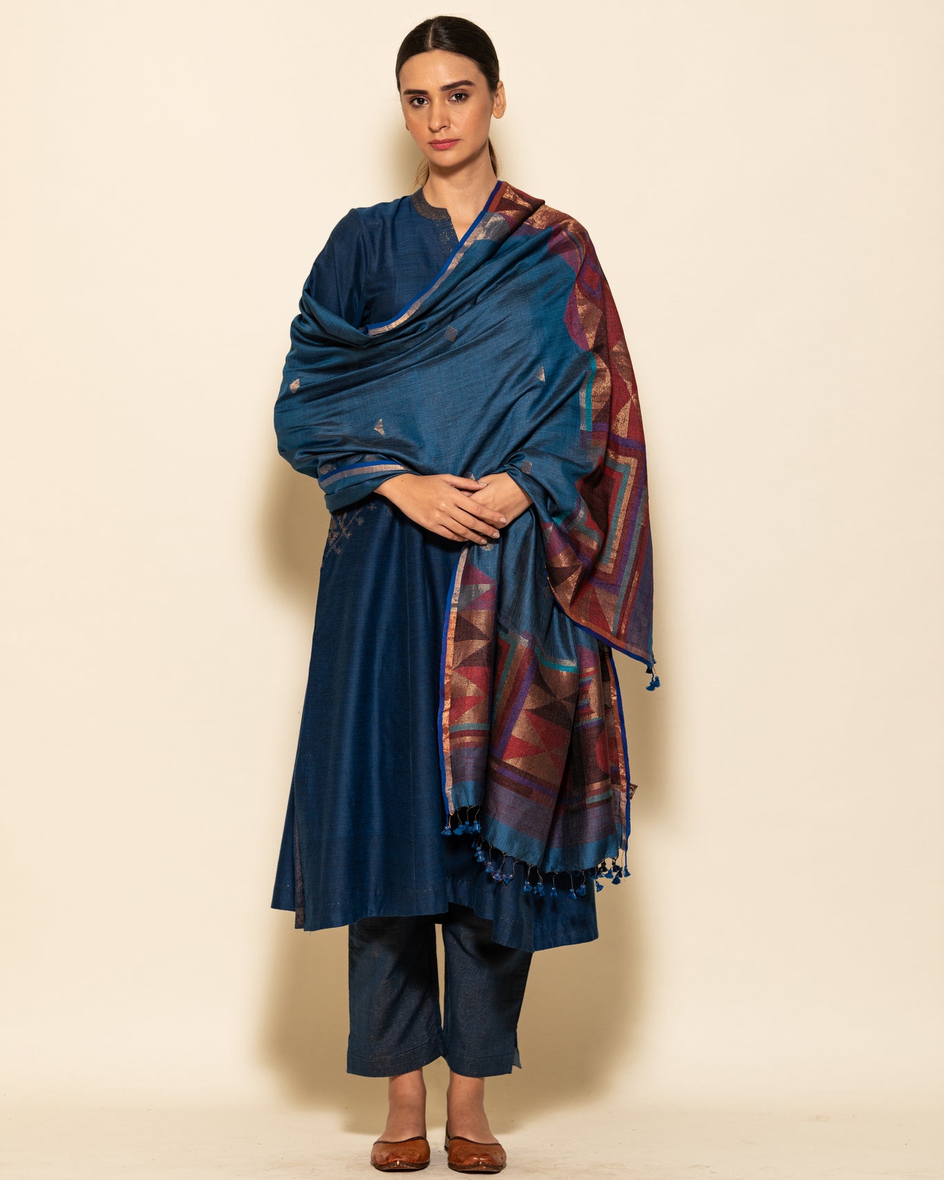 Sutr Kurta