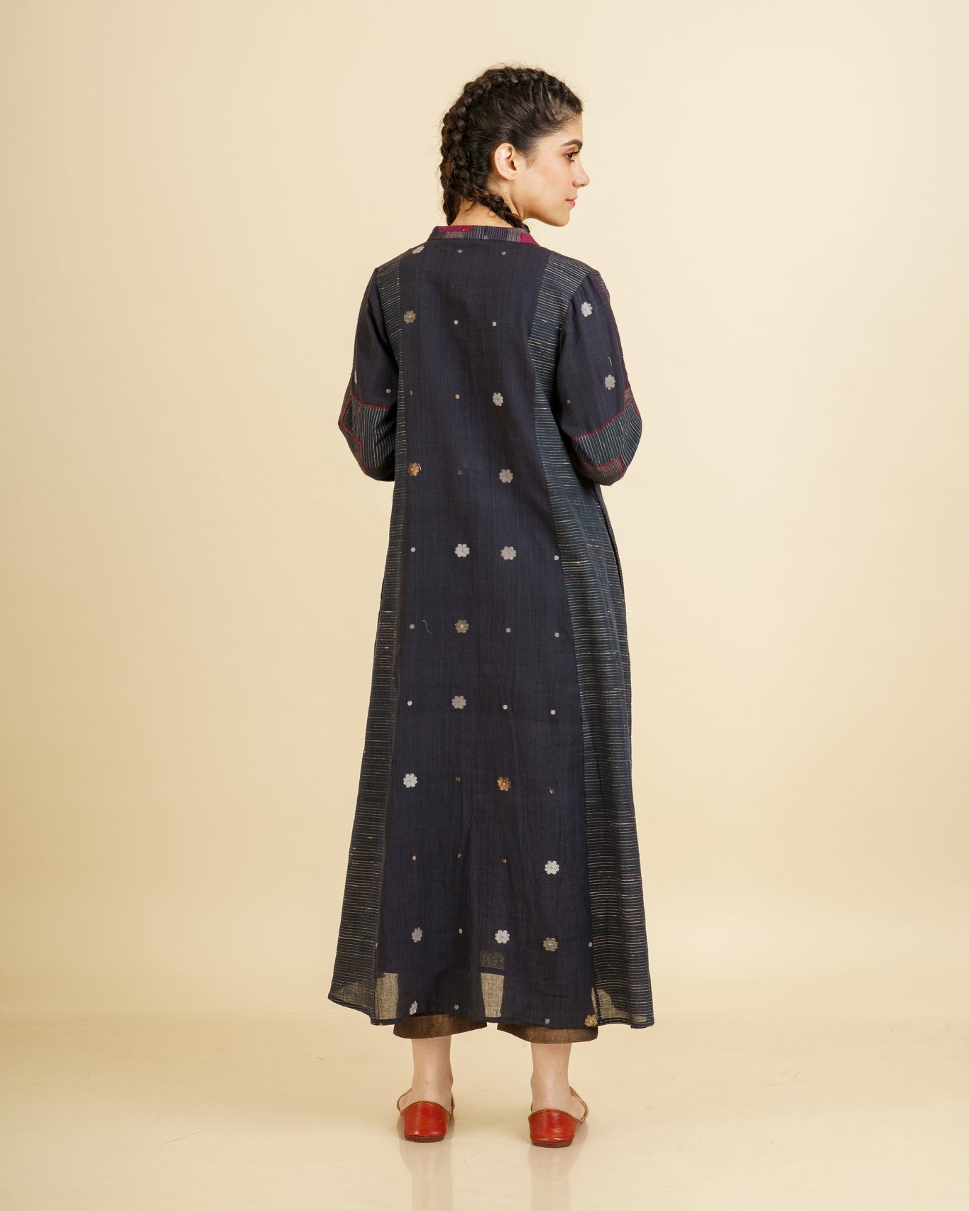 V-neck Sishumi Kurta
