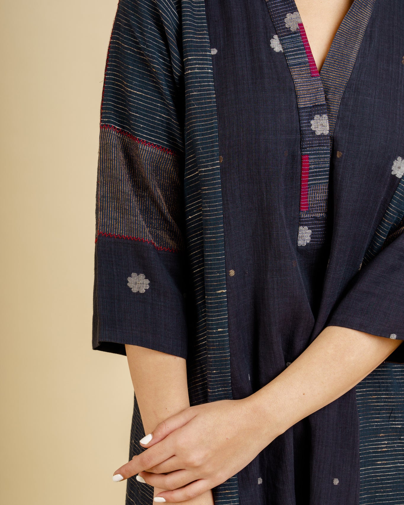 V-neck Sishumi Kurta